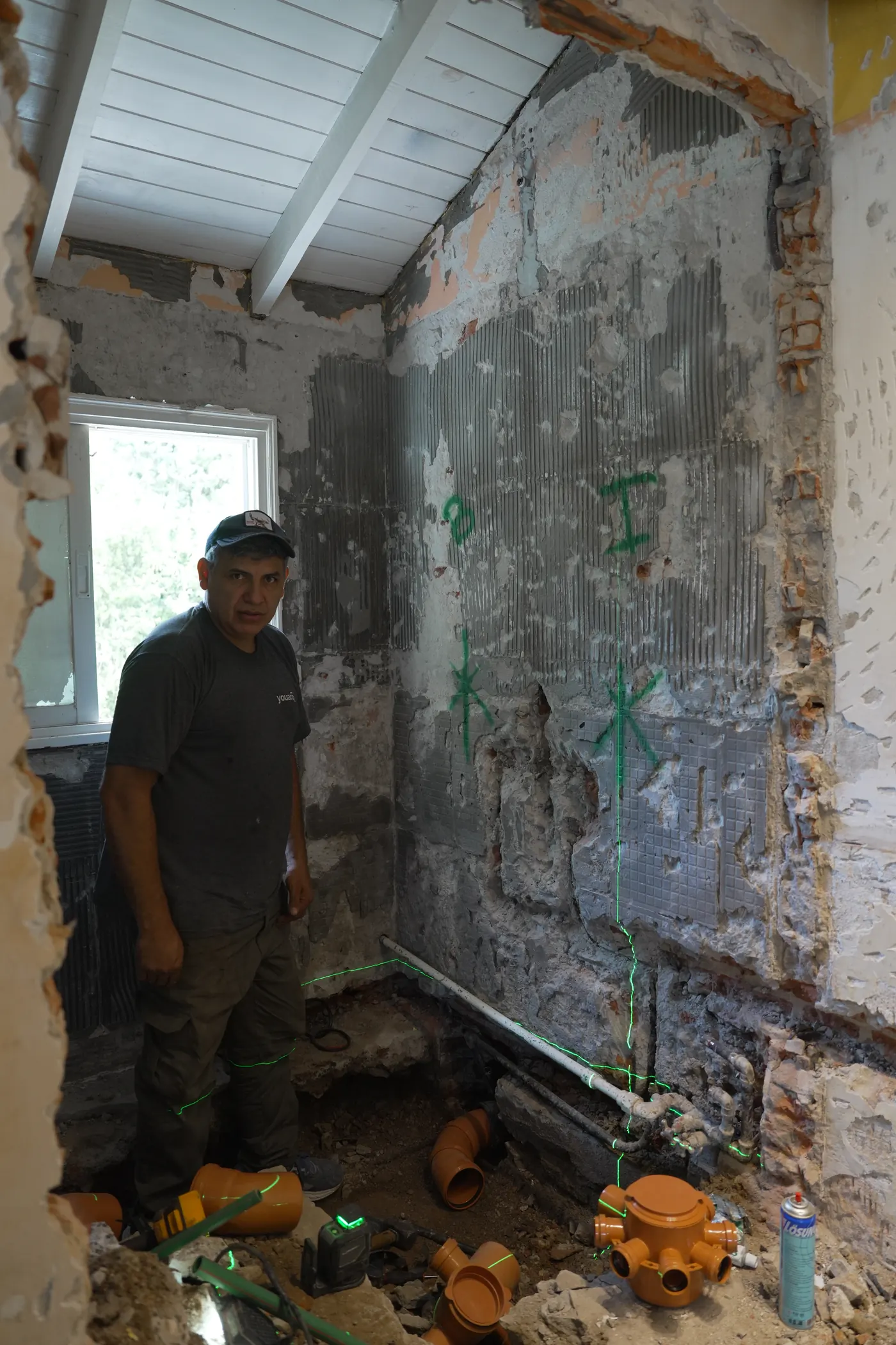 Instalaciones nuevas de punta a punta — obra de Moria Casán